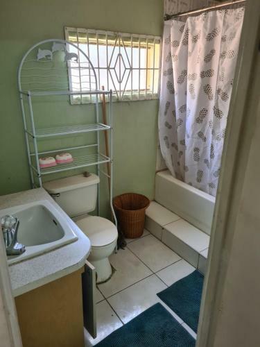 Hostal Little Capsule