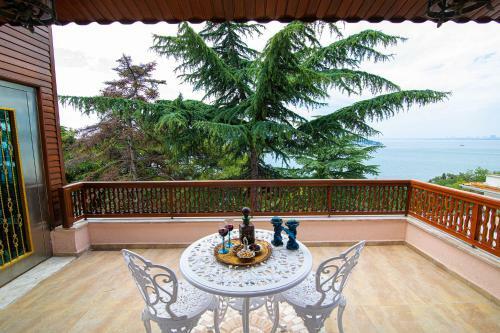 Bed & Breakfast Dream Mansion