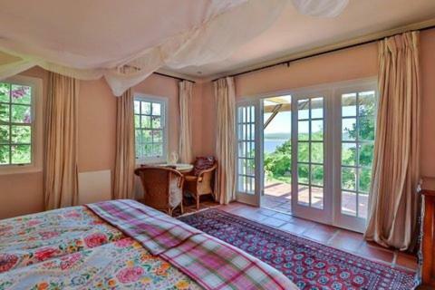 Villa At Lagoon Lodge - On The Klein River Lagoon