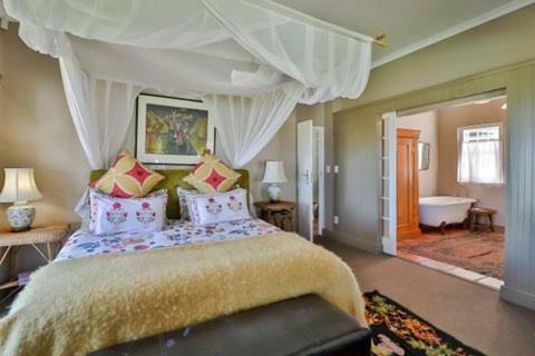 Villa At Lagoon Lodge - On The Klein River Lagoon