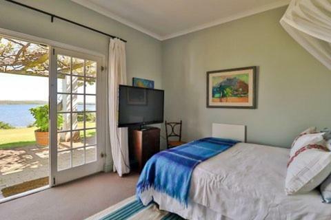 Villa At Lagoon Lodge - On The Klein River Lagoon