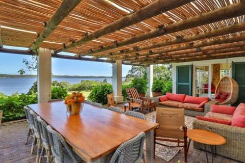 Villa At Lagoon Lodge - On The Klein River Lagoon