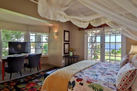 Villa At Lagoon Lodge - On The Klein River Lagoon