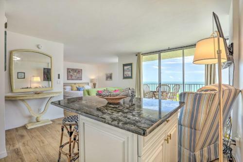 Apartamento Fort Myers Studio With Balcony And Ocean Views!