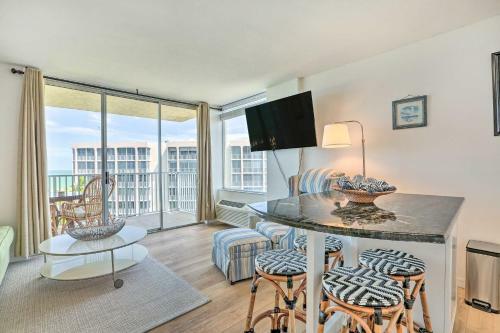 Apartamento Fort Myers Studio With Balcony And Ocean Views!