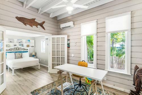 Hammock House