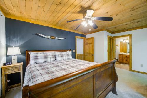 Social Tides Cabin