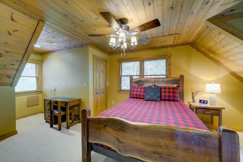 Social Tides Cabin
