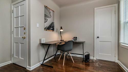Pet Friendly Pleasant Home Near Downtown Detroit