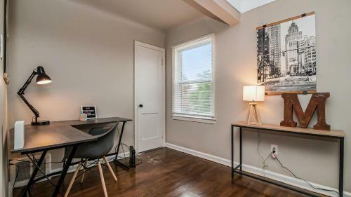 Pet Friendly Pleasant Home Near Downtown Detroit