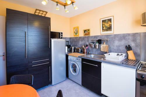 Maison Centre-ville Avec Jardin Priv� Jonzac