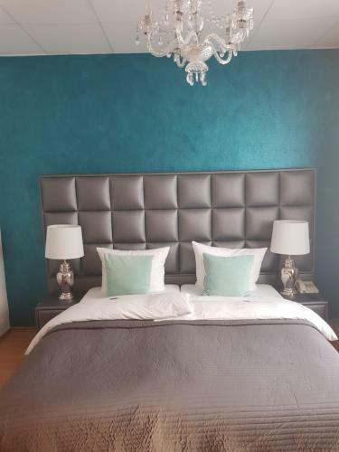 Hostal Hotel H�lscher