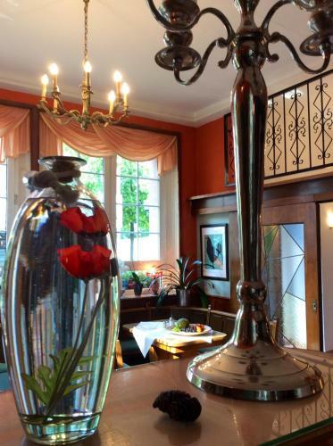 Hostal Hotel H�lscher