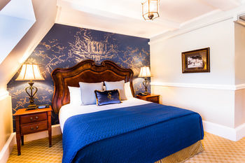 Hotel Skytop Lodge