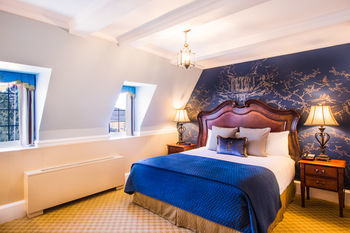 Hotel Skytop Lodge