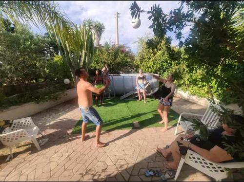 In Villa Con Piscina E Jacuzzi A San Leone