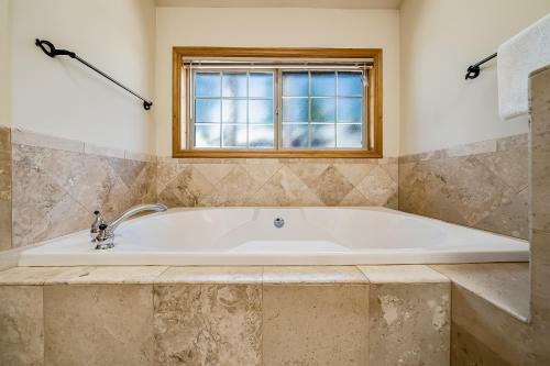 Luxury On Lassen