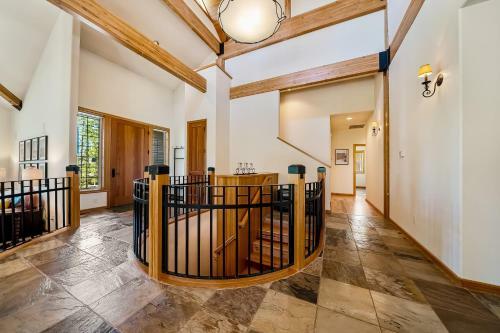 Luxury On Lassen