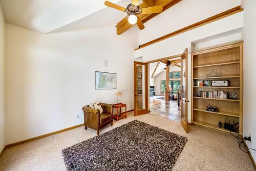 Luxury On Lassen