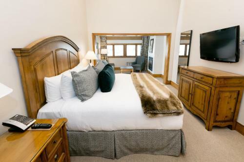 Luxury Three Bedroom Suite With Three Kings Apartment Hotel