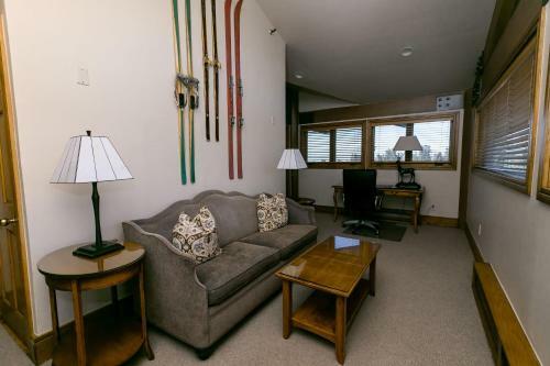 Luxury Three Bedroom Suite With Three Kings Apartment Hotel