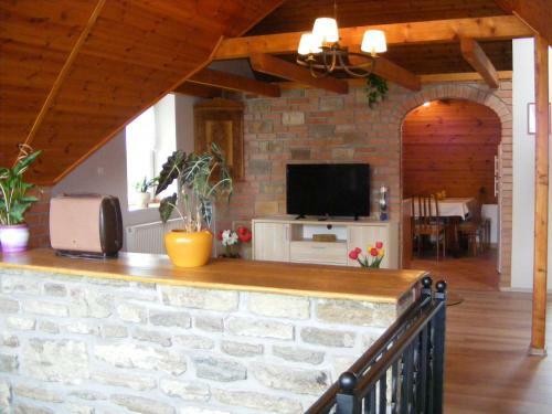 J�zmin Apartman