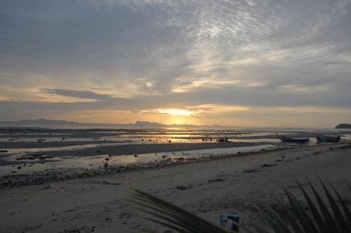 The Dreamcatcher Or Samui Sunset Hostel