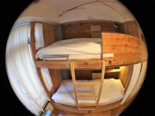 Hostel Bedgasm