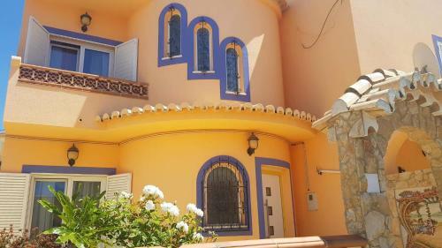 Hostal Lagos Room Booking