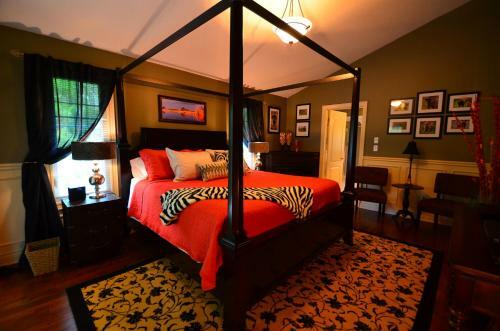 Explorer House Bed & Breakfast