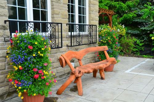 Explorer House Bed & Breakfast
