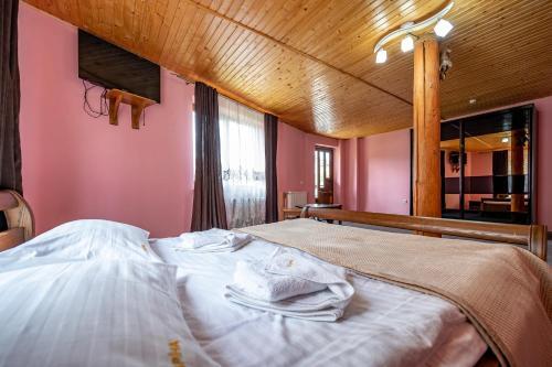 Hotel ??????