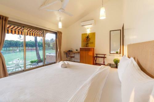 Stayvista At Vedanta Farm Villa