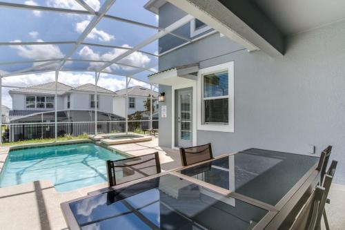 1585tempo Home