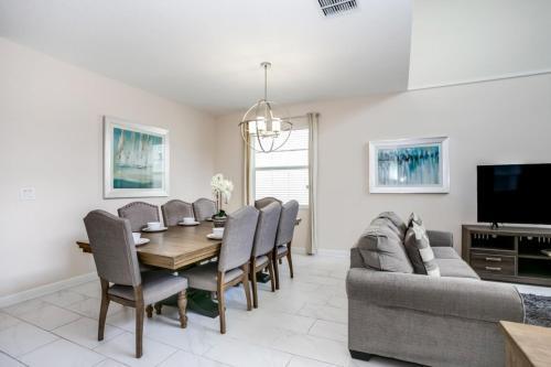 1585tempo Home