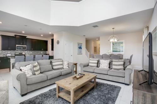 1585tempo Home