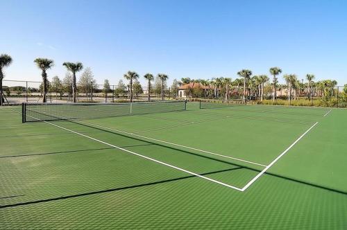 Desirable Solterra - 6 Bdm With Pool Spa Villa