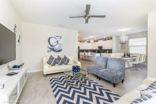 Luxurious Comfort - 6 Bdm Villa With Pool & Game Rm Villa