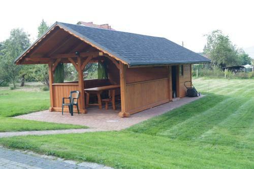 Bed & Breakfast Mi?towy Dworek