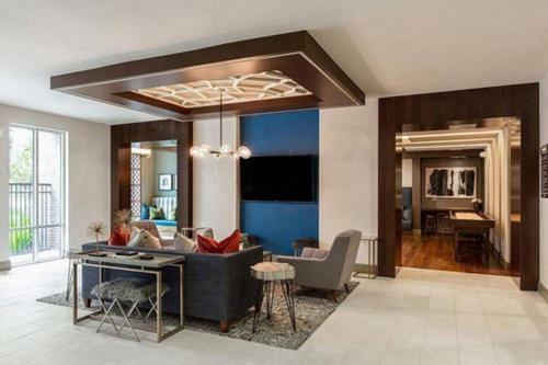 Downtown Houston Apartment W Pool And Free Parking