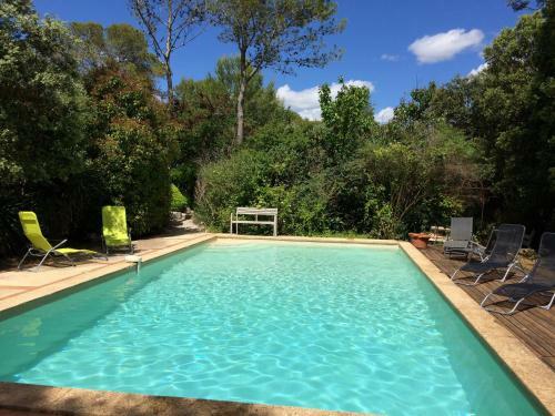 Hostal L?ostal - Maison Boh�me En Pic St Loup
