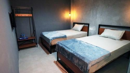 Hotel Hostel 18 Pasangan Butuh Surat Nikah