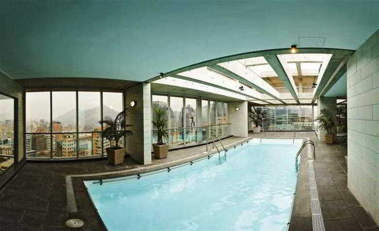 Hotel Pullman Santiago El Bosque
