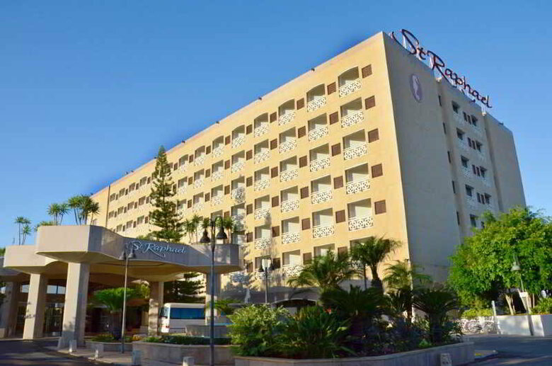 Hotel St Raphael Resort