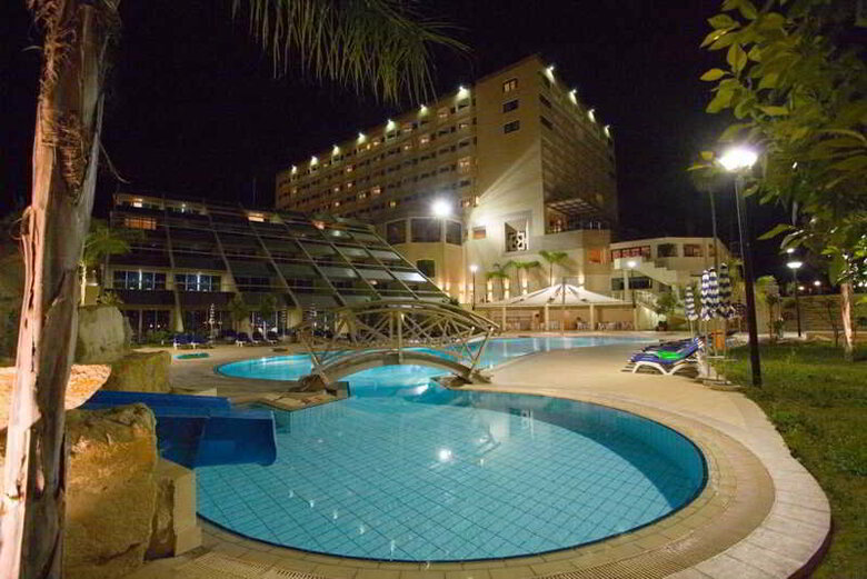 Hotel St Raphael Resort