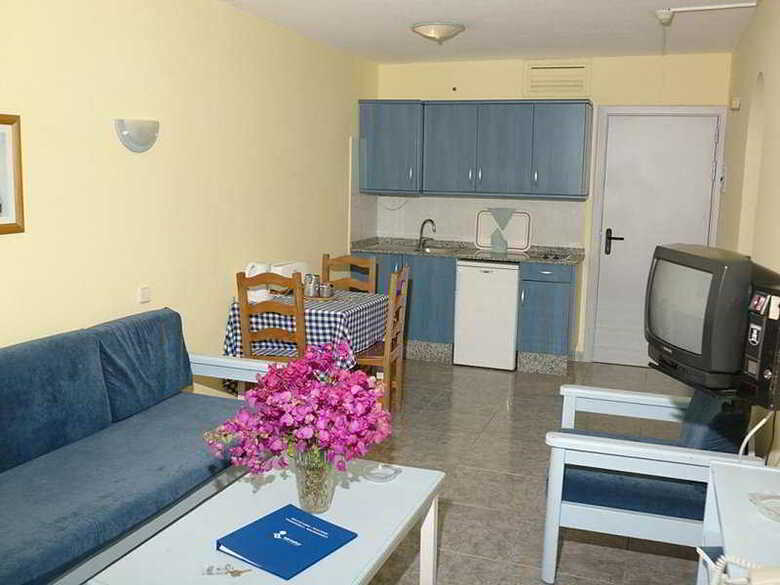 Apartamentos Montebello