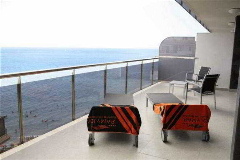Apartamentos Del Mar