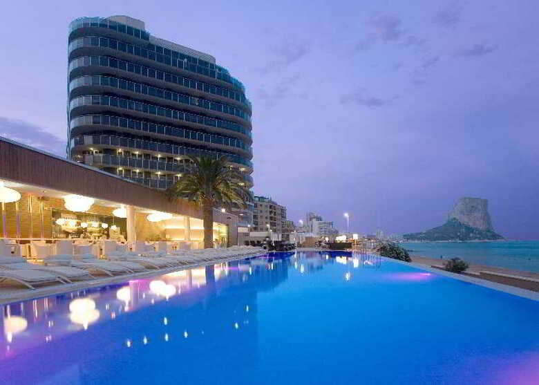 Apartamentos Del Mar
