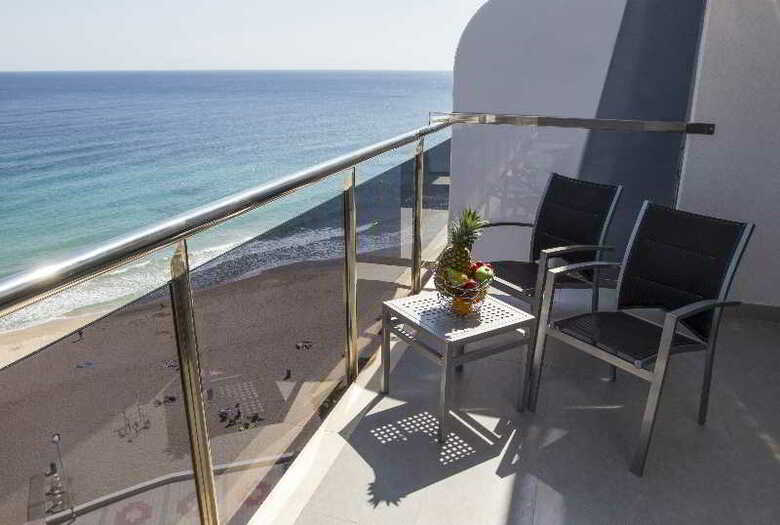 Apartamentos Del Mar