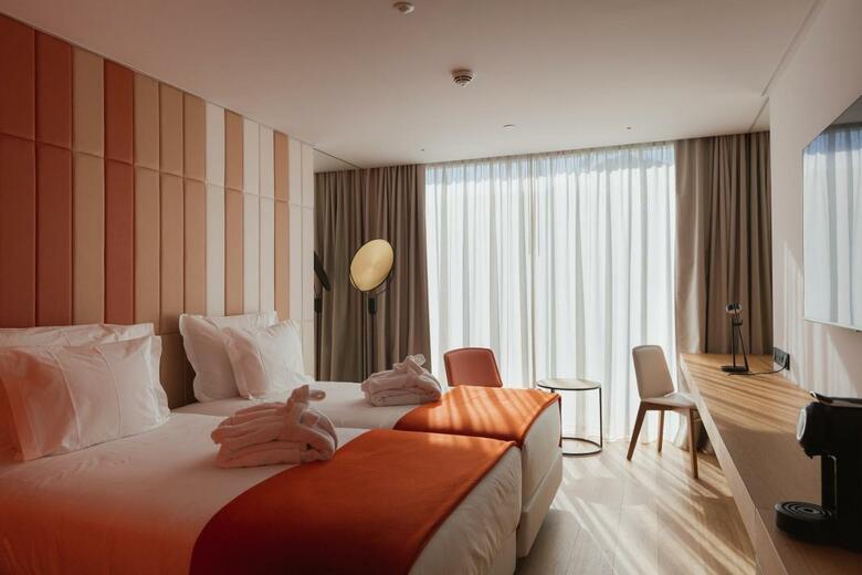 Lumen Hotel & The Lisbon Light Show